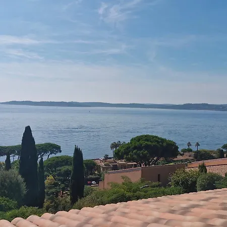 3 Pieces Avec Terrasse Vue Mer, Piscine Et Parking A Sainte-maxime - Fr-1-780-96 Apartment Sainte-Maxime