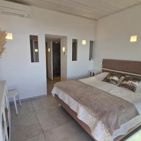 3 Pieces Avec Terrasse Vue Mer, Piscine Et Parking A - Fr-1-780-96 Сент-Максім